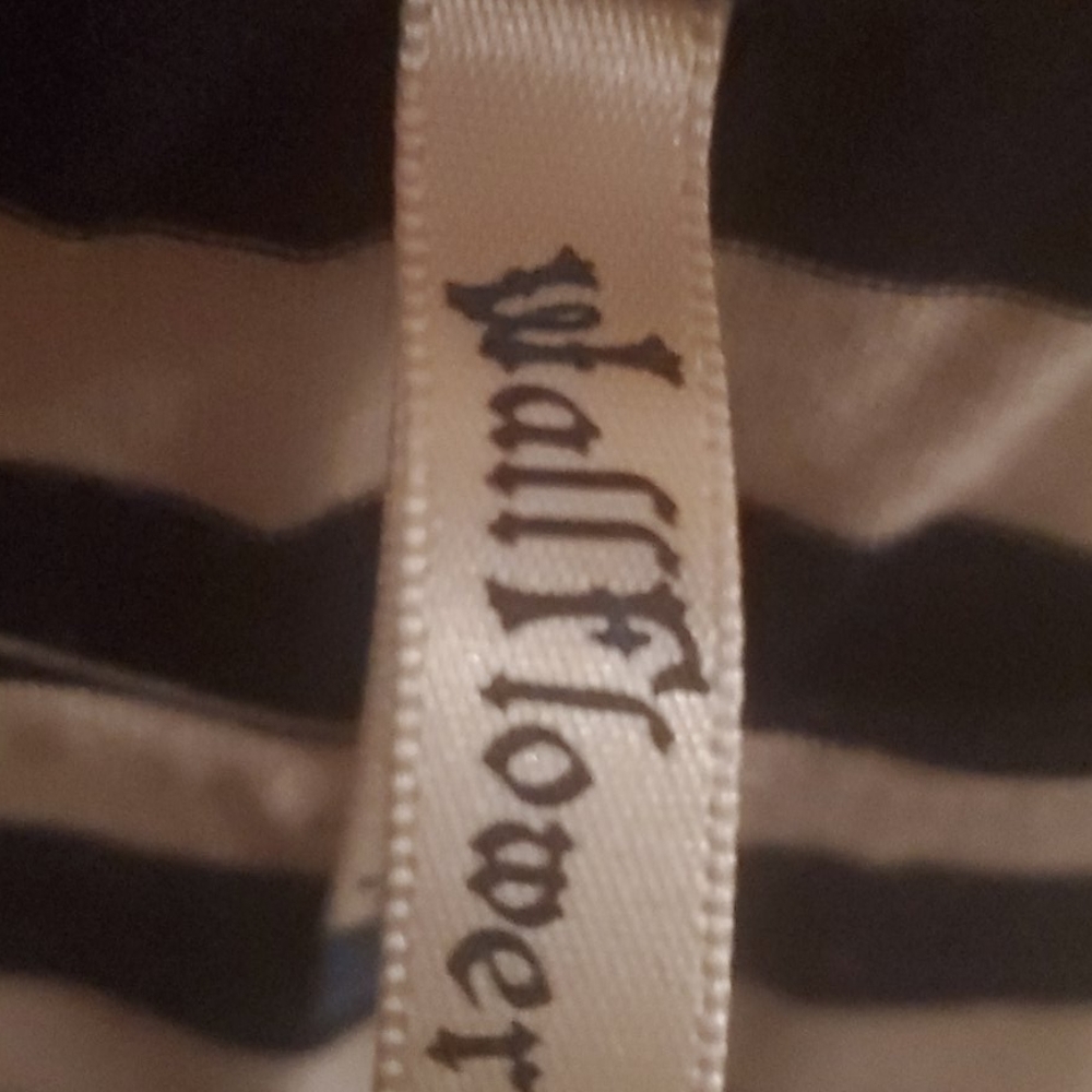 Tank top - Picture 2 of 3